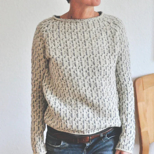 Ria | Elegant sweater with a boat neckline